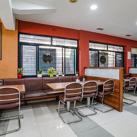 Fabhotel Samrat Nászik Kültér fotó